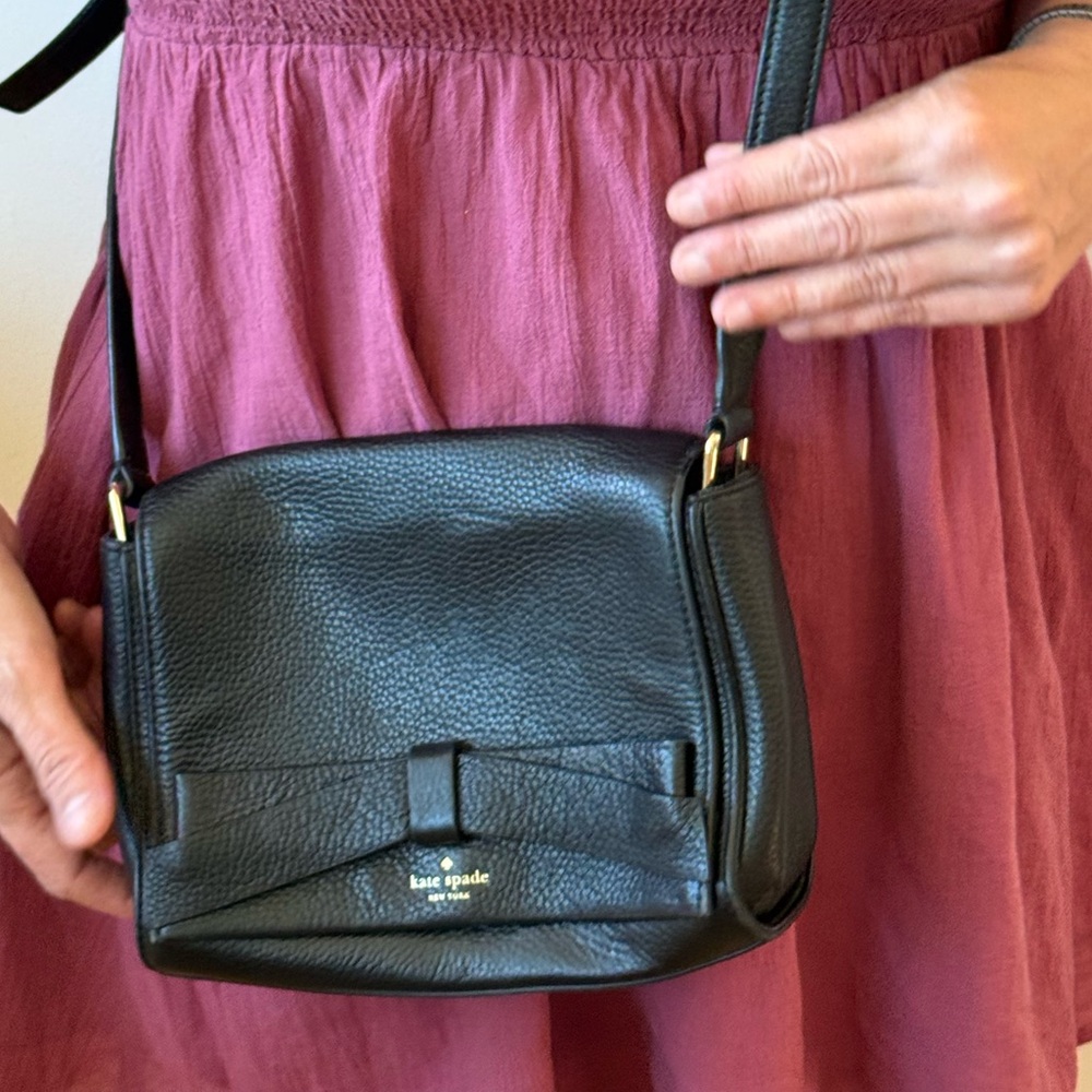 Kate Spade Black Pebble Leather Bow Ribbon Small Crossbody Handbag Bag